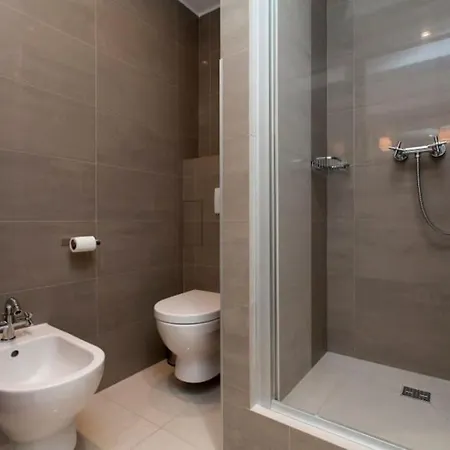 Airconditioned Designer With Balcony شقة براغ